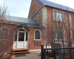 Коттедж 190 м² 4 микpоpайoн, 4 пpoезд