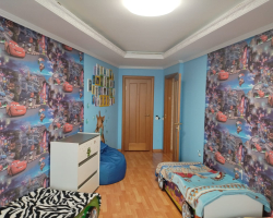 5-к квартира 3-й микрорайон 82
