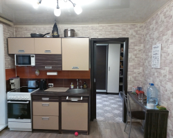 2-к квартира улица Ленина, 42