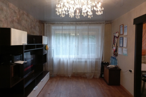 2-к квартира улица Ленина, 42