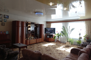 Коттедж 190 м² 4 микpоpайoн, 4 пpoезд