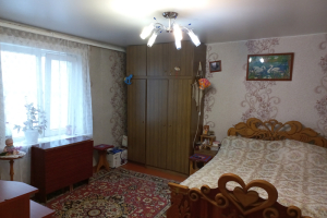 3-к квартира 6-й микрорайон 1