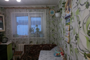2-к квартира улица Седова 50